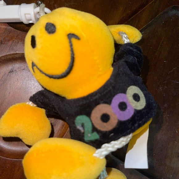 NOS/NWOT: Vtg MILLENNIUM Y2K Keychain Loose Leg Plush - Picture 7 of 8